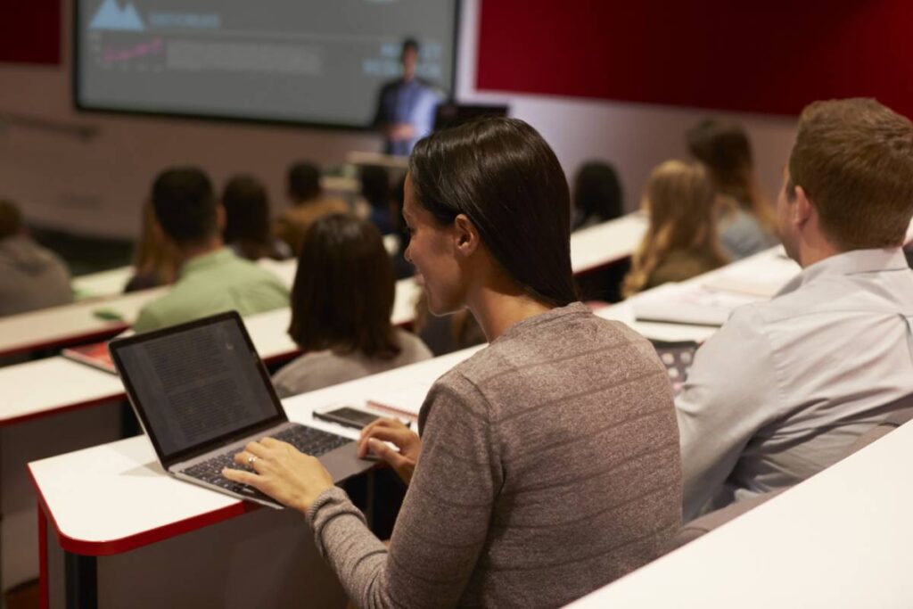 étudiants master en droit